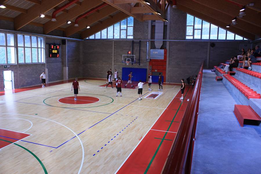 Alleghe Italy new sport parquet floor